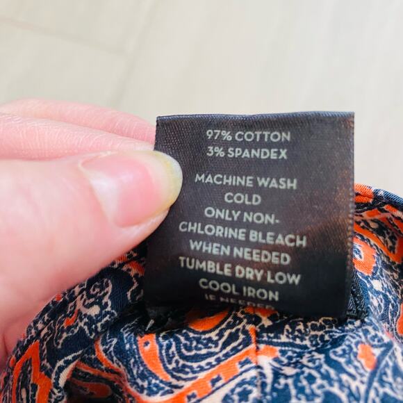 Ann Taylor Signature Shorts Floral Paisley 4P - Picture 5 of 6